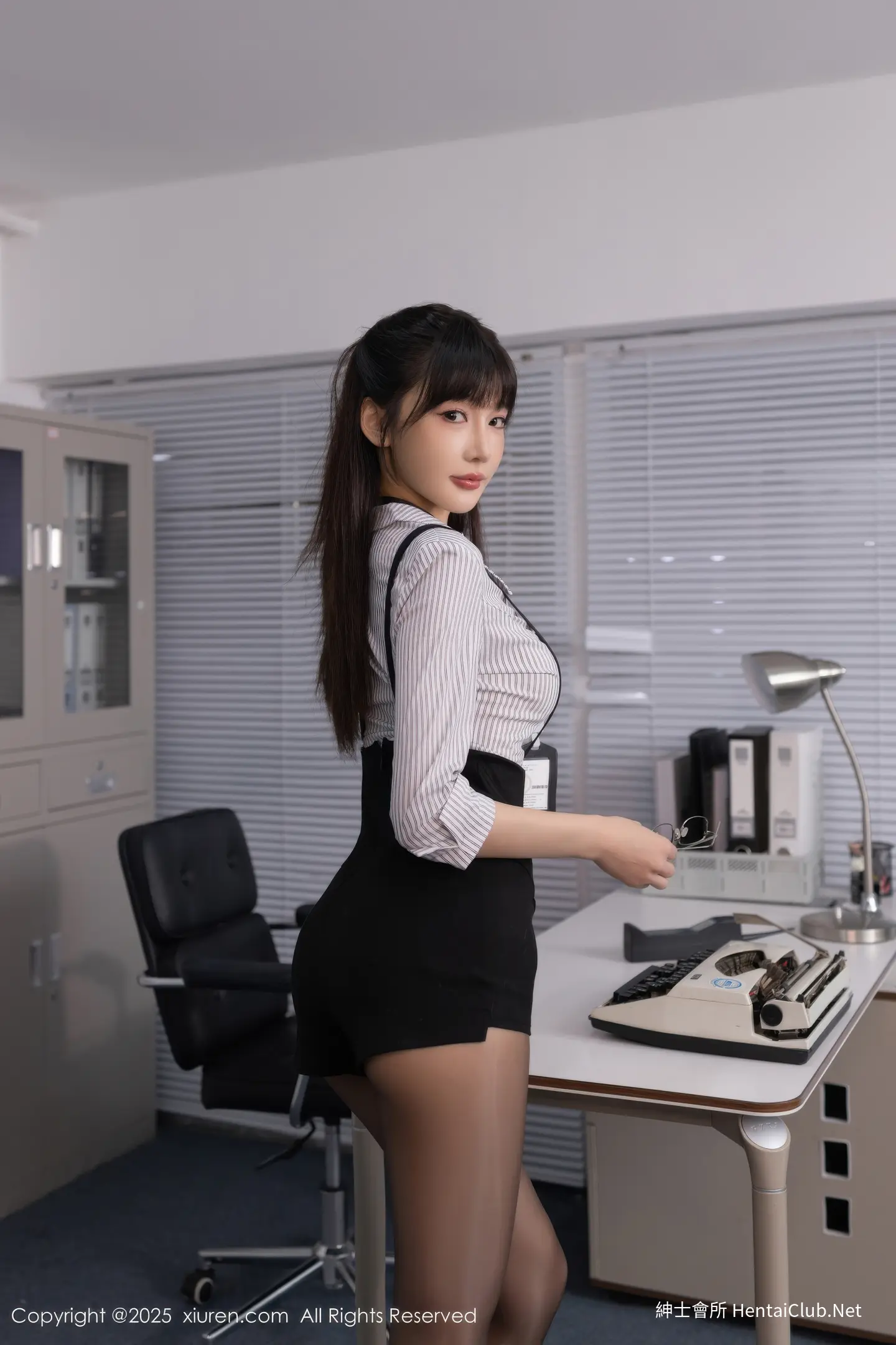 陆萱萱 XIUREN秀人网 20251204 No.11070