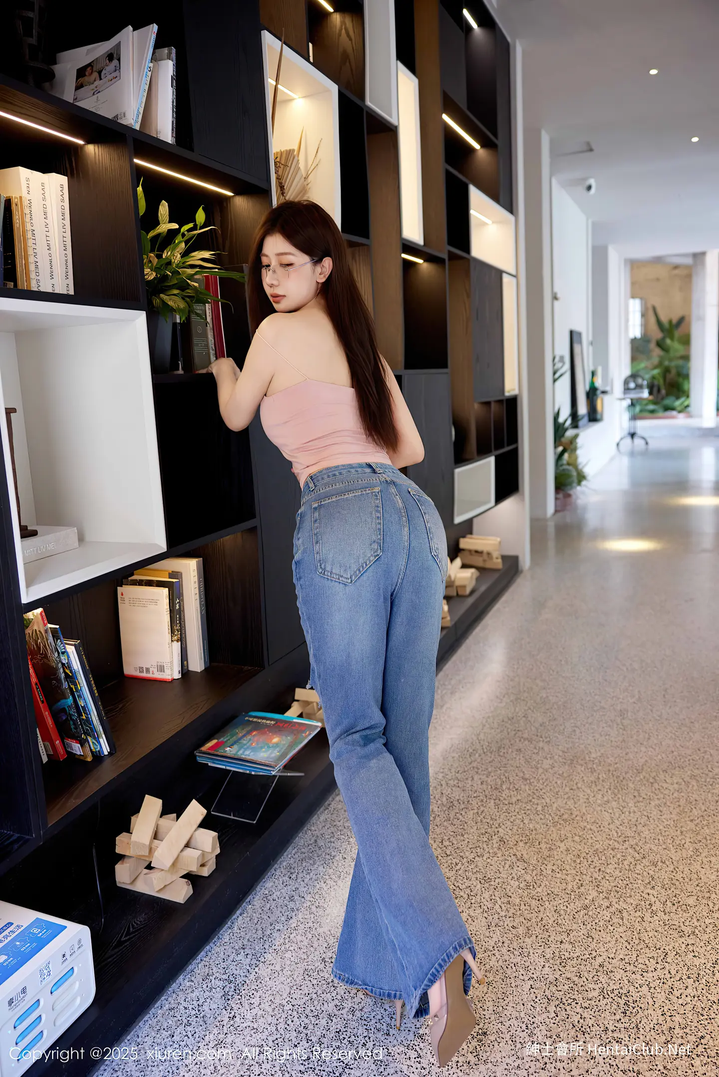 尹甜甜 XIUREN秀人网 20251113 No.10983