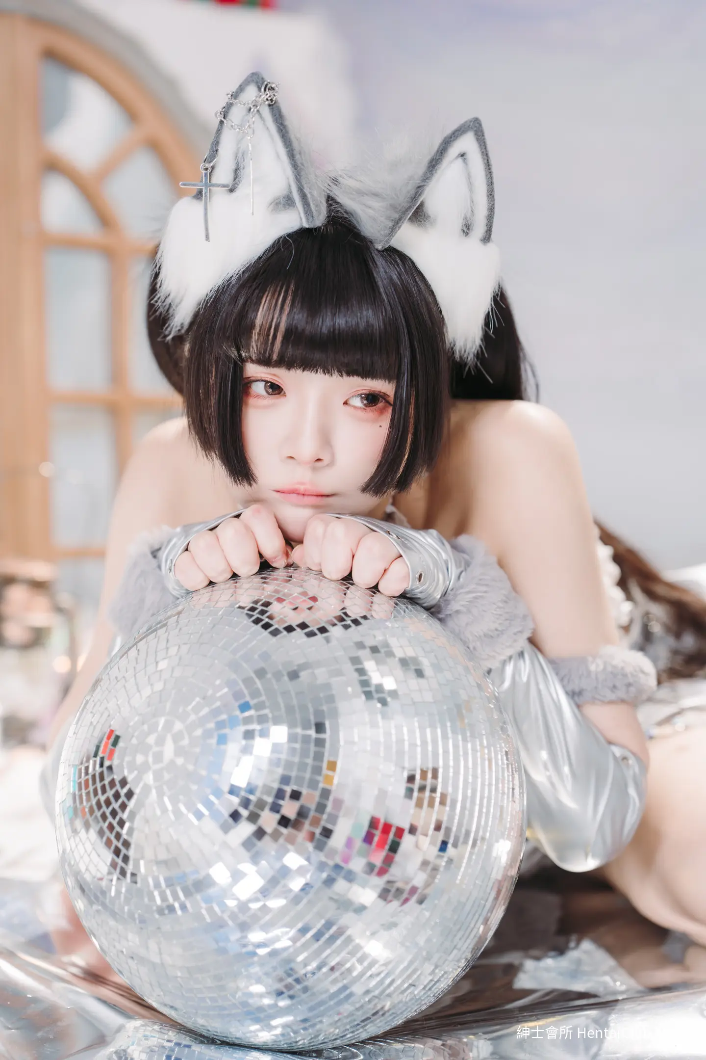 落落Raku Malymoon銀狐