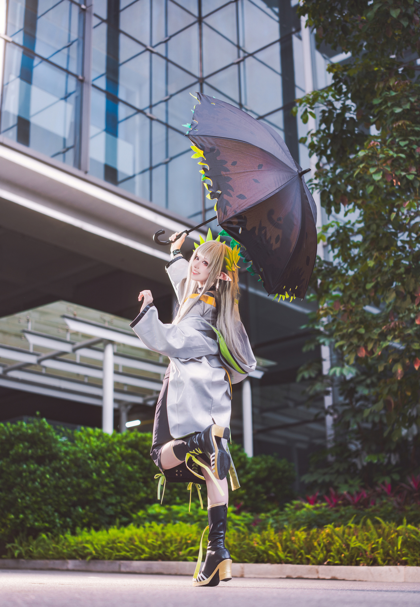 《明日方舟》缪尔赛思cosplay-小布丁文化传媒