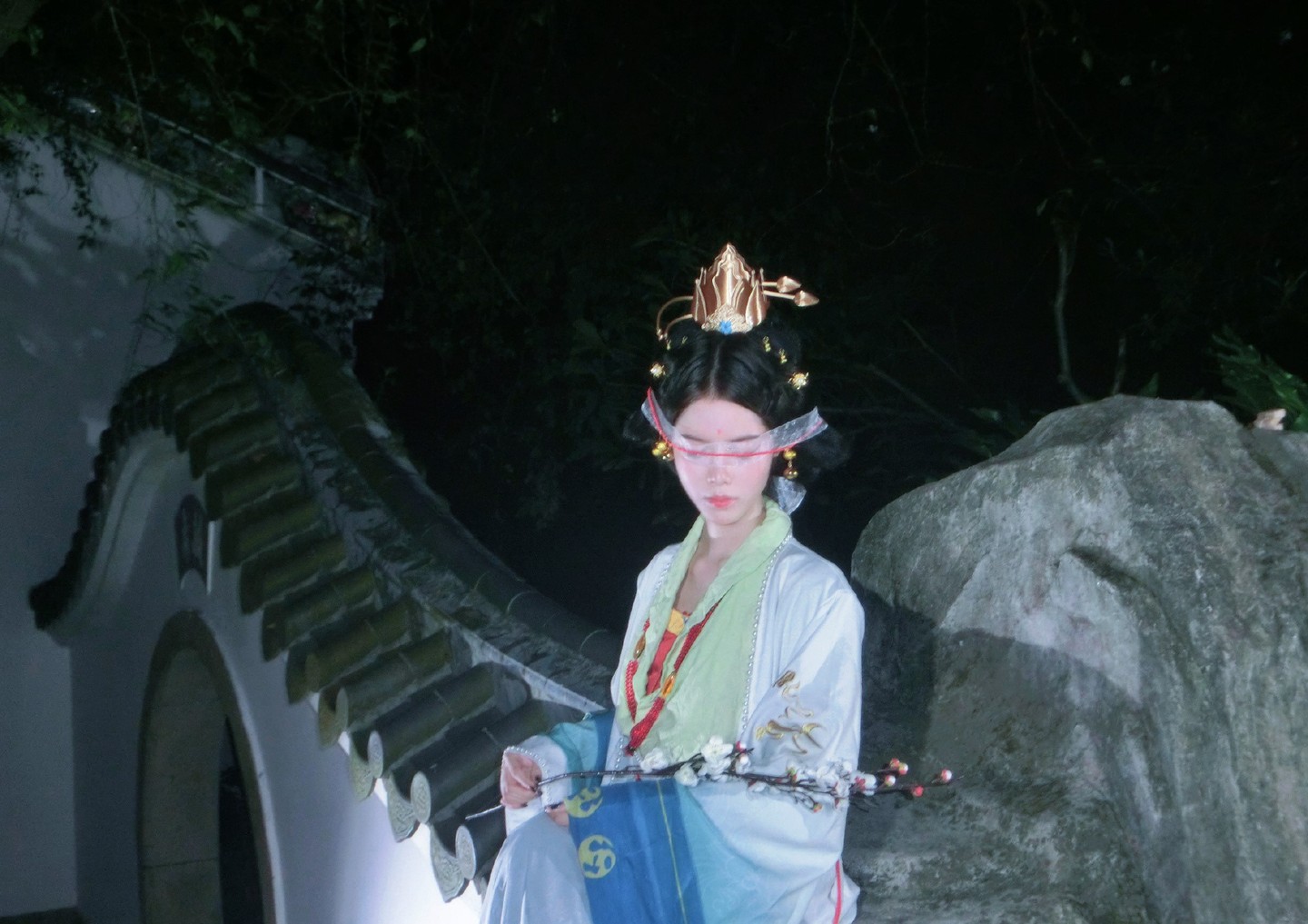 《燕云十六声》观音cosplay-小布丁文化传媒